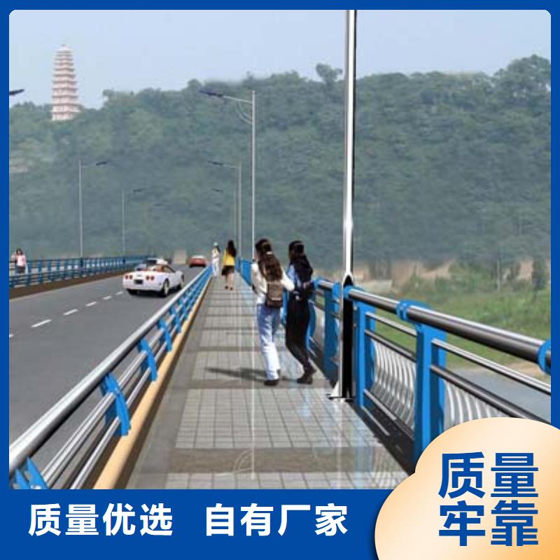 道路护栏钢背木护栏品质保证优选厂家